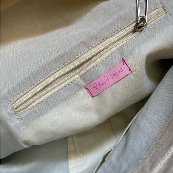 Lilly Pulitzer - Teal Boho Carpet Tote Bag - Picture 4 of 4